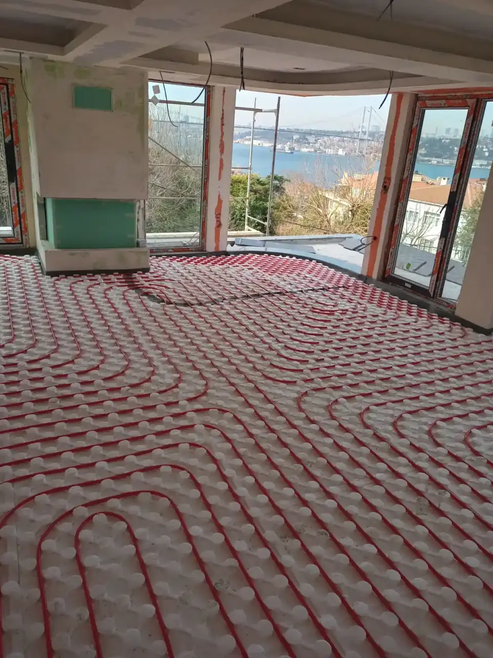 Yerden Isıtma Termostat Kullanımı Zor mu?